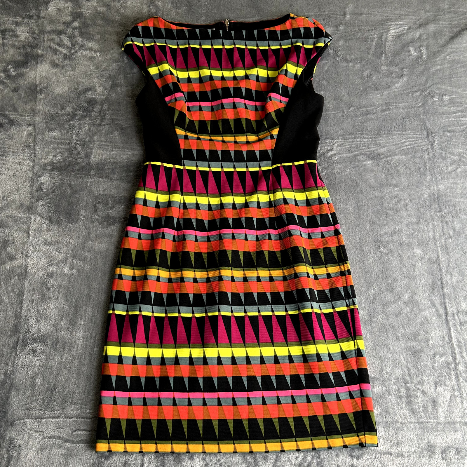 Maggy L Womens Dress Sz 6 Sheath Multi Colored Artsy Art to Wear Geometric Londo