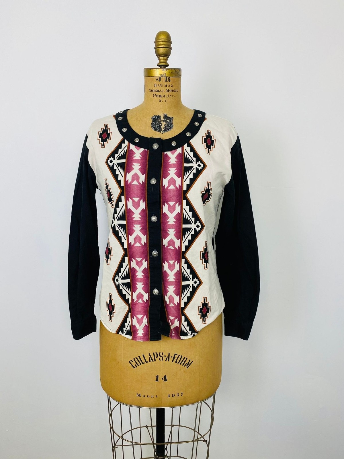 Vintage Roper Western Wear Woman’s M Rodeo Shirt Button Down Shirt Aztec Print