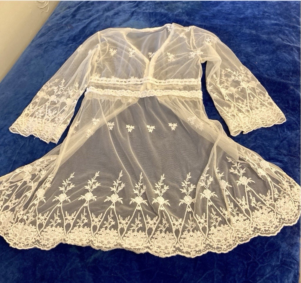 Vintage 60’s Fashion Starts Here Negligee