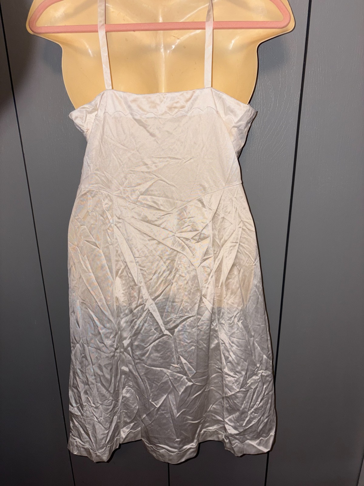 VTG Sears 38 White Full Hips Slip Detailed Scalloped Trim 84409