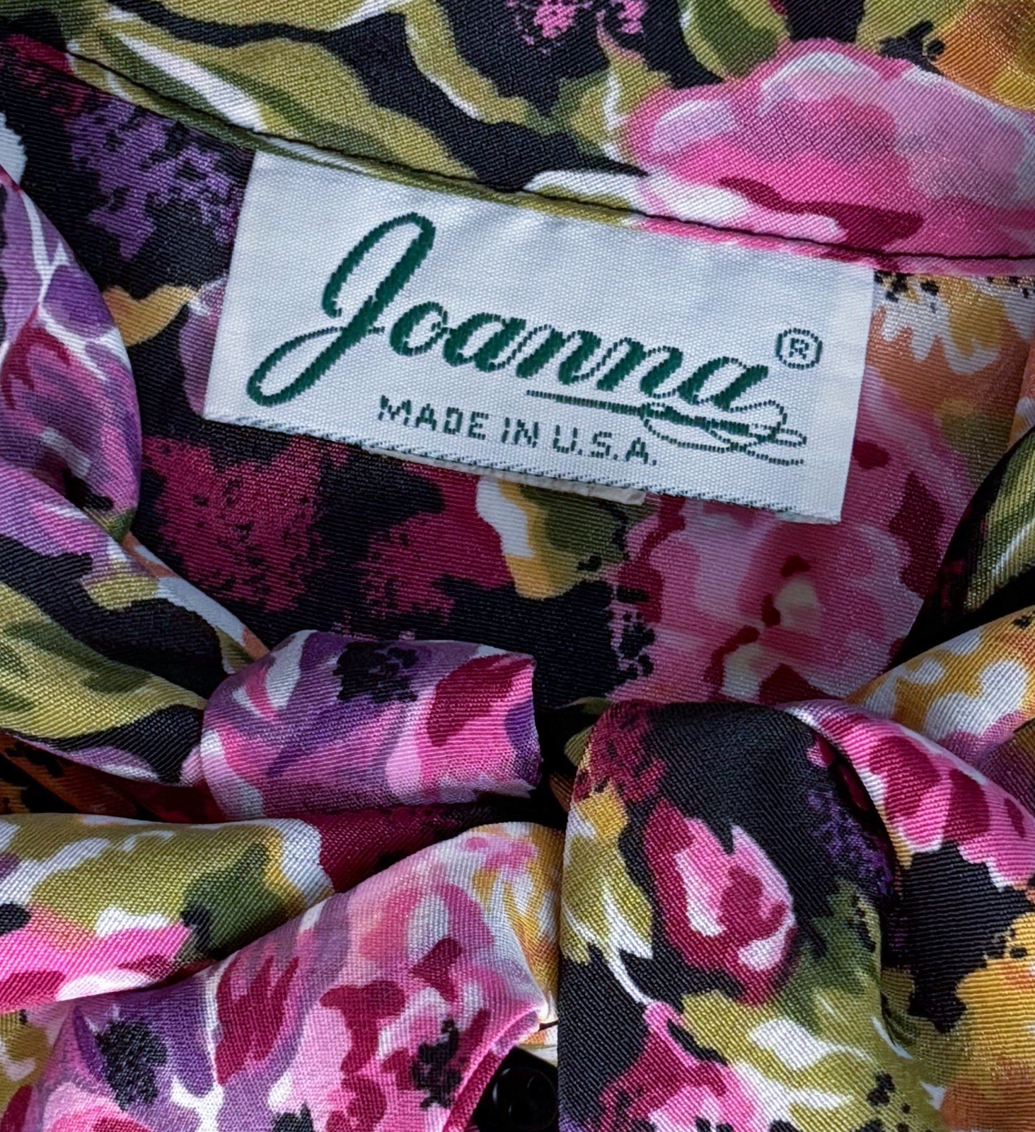 Vintage Floral Blouse with Ascot Style Tie Collar Size 18 Dark Romance Secretary