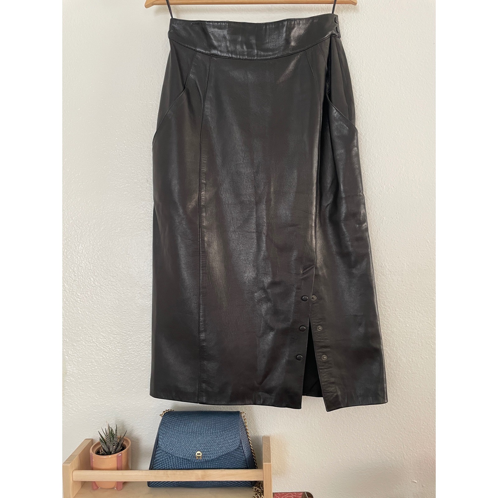 Vintage Black Leather Midi Skirt High Waisted Snap Front Slit Pockets Minimalist