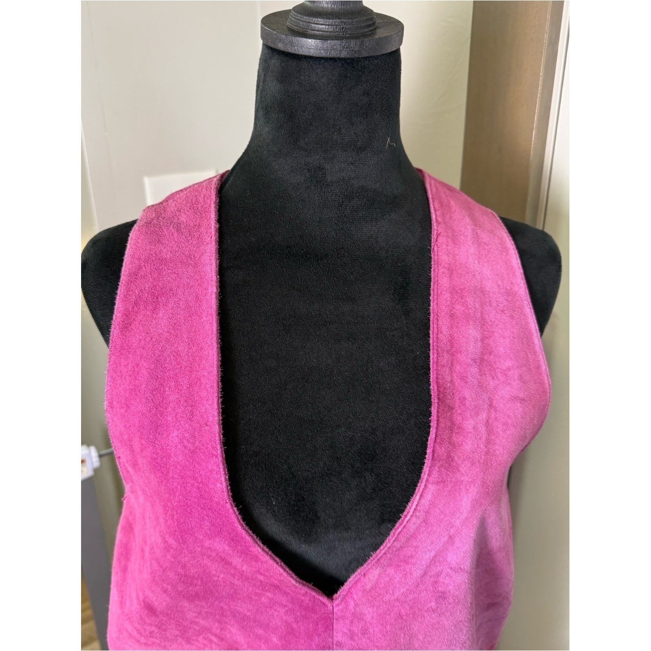 Vintage Ellen Ashley Suede Leather Pink Magenta Pinafore Dress Sleeveless Vneck