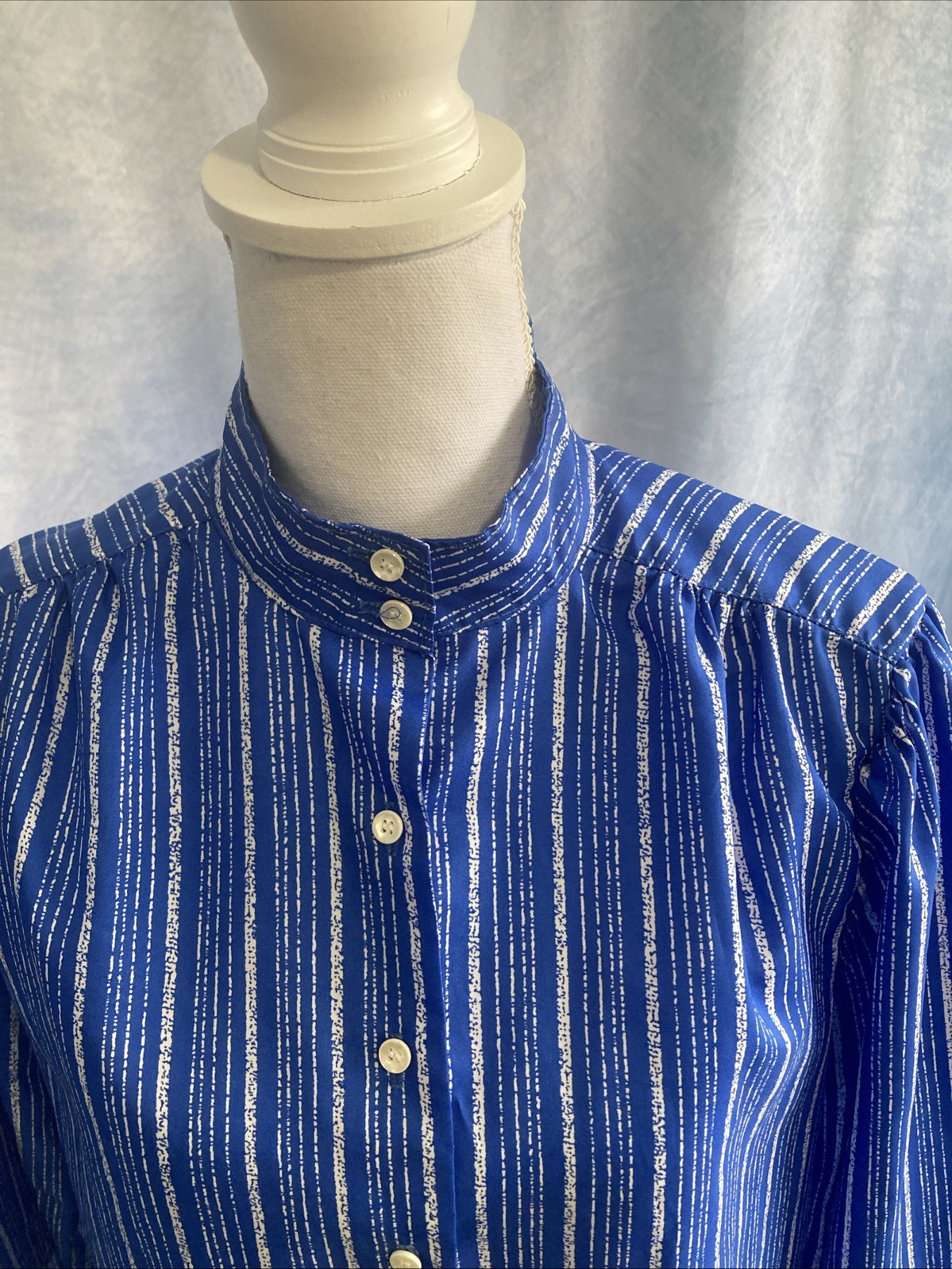 Vtg 70s rrrrruss Russ Togs Sz 14 Blue White Striped Puff Sleeve Blouse ILGWU EUC