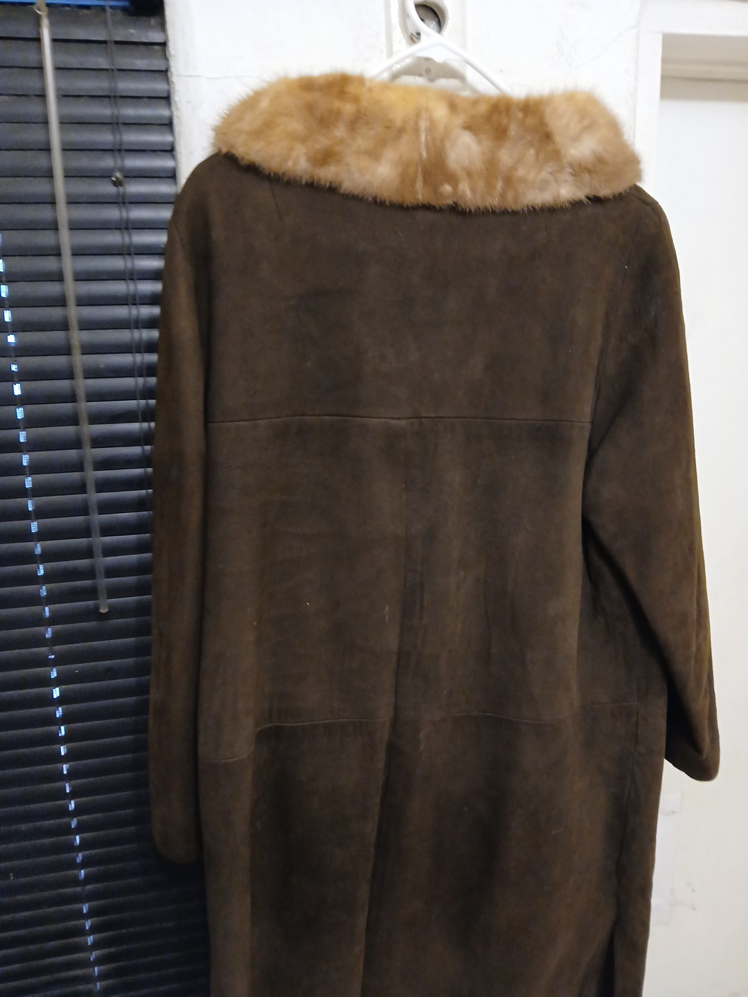 True Vintage Jordan Marsh Suede Leather Coat & Fur Collar Button Up Jacket Sz 16