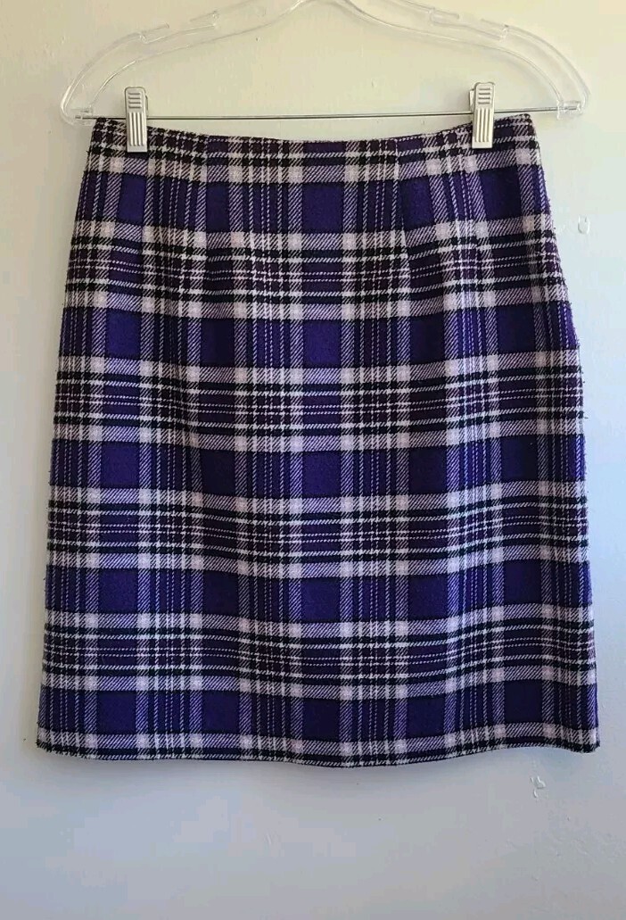 Woman’s J.G.Hook Wool Plaid Purple Vintage Skirt Size 8 Petite