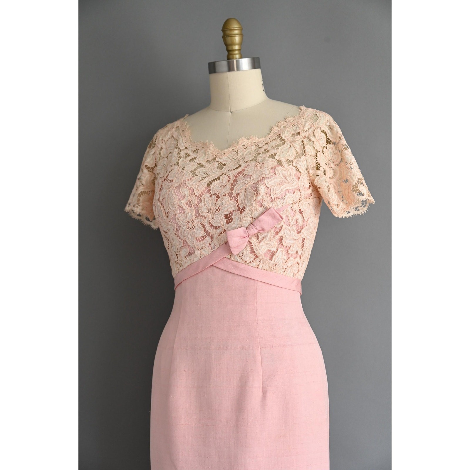 vintage 1950s dress | Terry Allen Pastel Pink Lace cocktail Dress | Medium