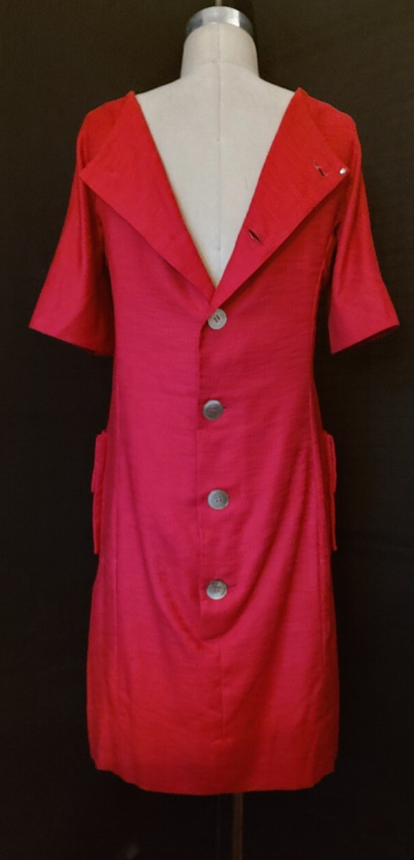 Vtg 60s SHIFT Style DRESS SABRINA NECK, DEEP GERANIUM PINK LINEN, MOP BUTTONS