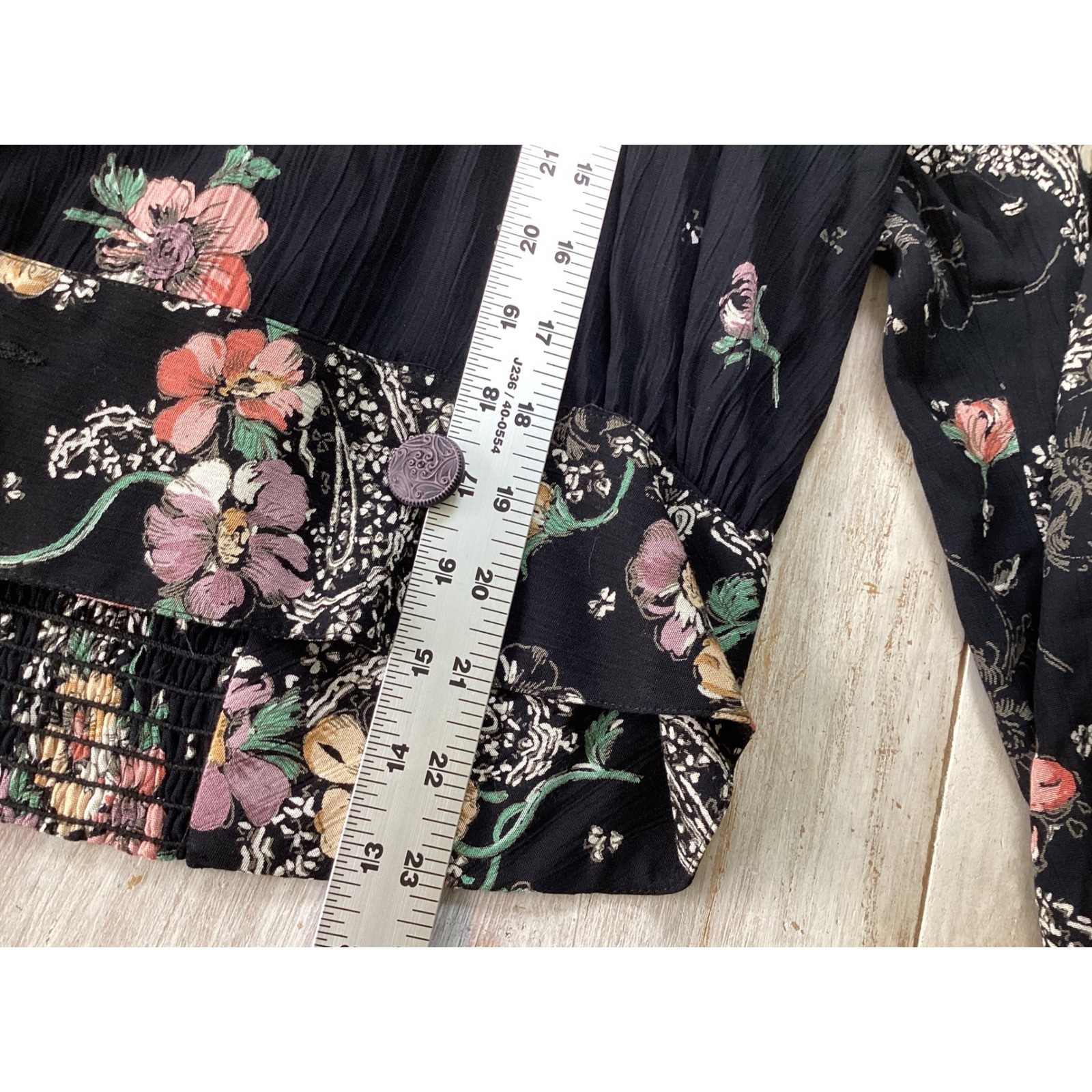 Vintage Carole Little Black Floral Paisley Rayon Gauze Cropped Jacket Size 10