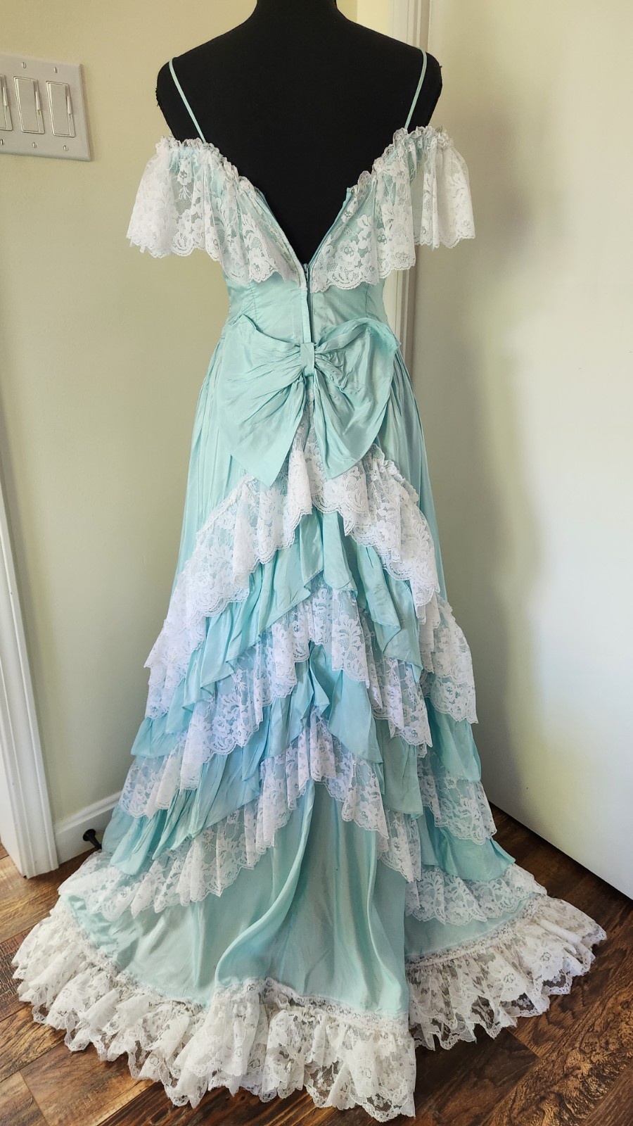 Vintage Flirtations 80s Prarie Dress Women’s Small Teal Blue Lots of Lace USA