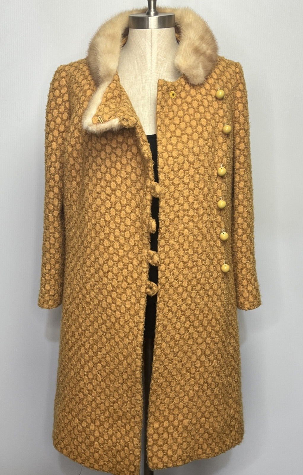 VTG 1950s 1960s Bouclé Bubble Wool Coat Mink Collar Sculptural Mod Princess M