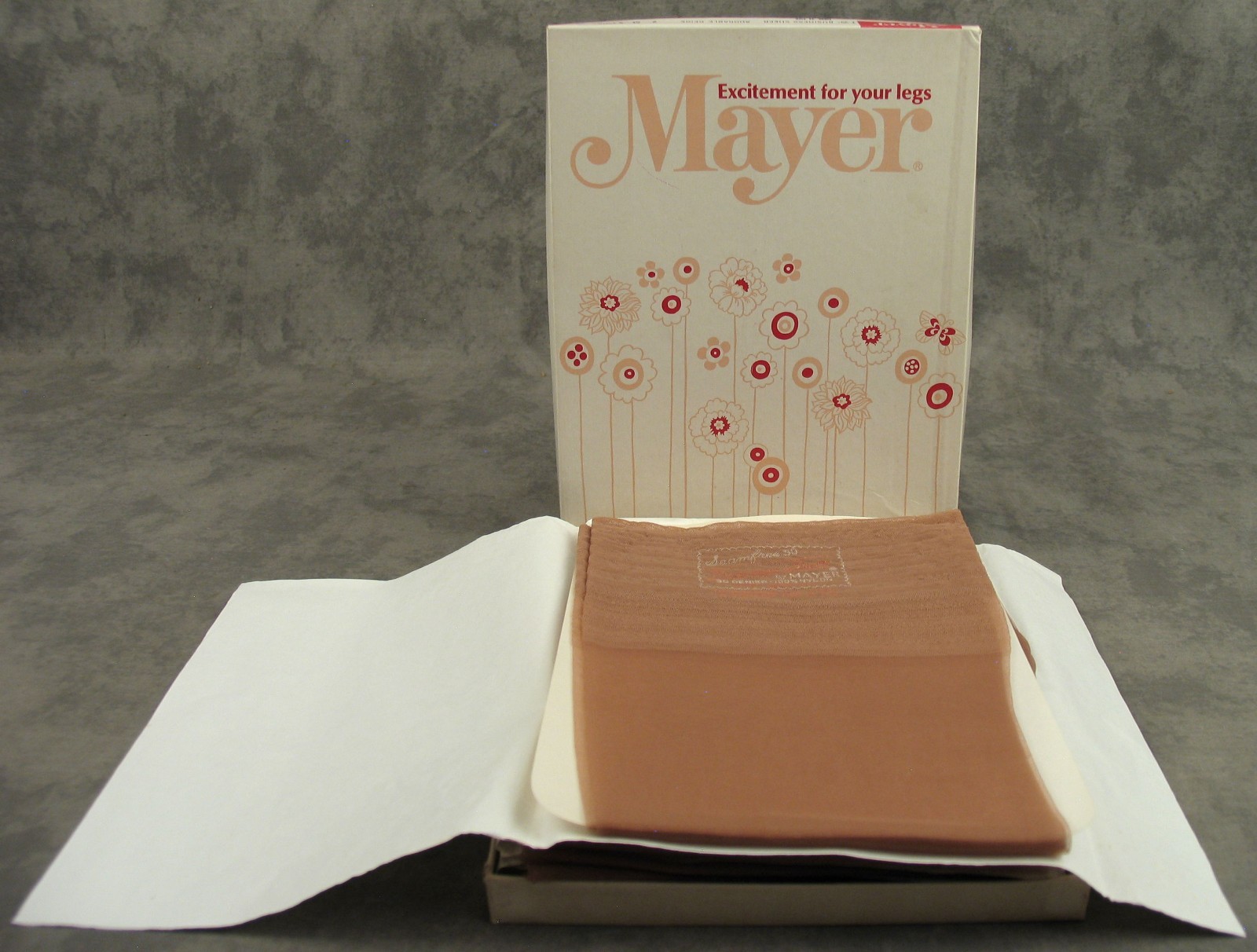 Vintage 6 Pairs STOCKINGS MAYER T-30 BUSINESS SHEER Adorable Beige Size 9M BOXED