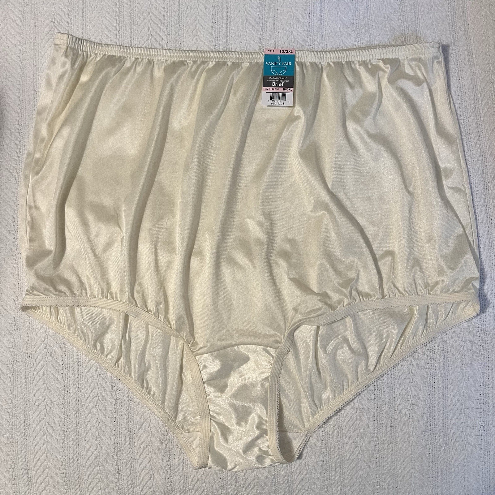 NWT Vanity Fair Plus-Size Candle Glow Perfectly Yours Nylon Panties Size 10/3XL