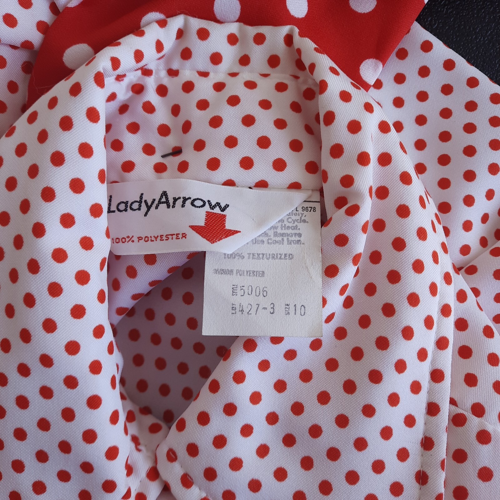 NWT! LADY ARROW SZ 10 Vintage 1970s Red Polka Dot Blouse With Tie Klopman Fabric