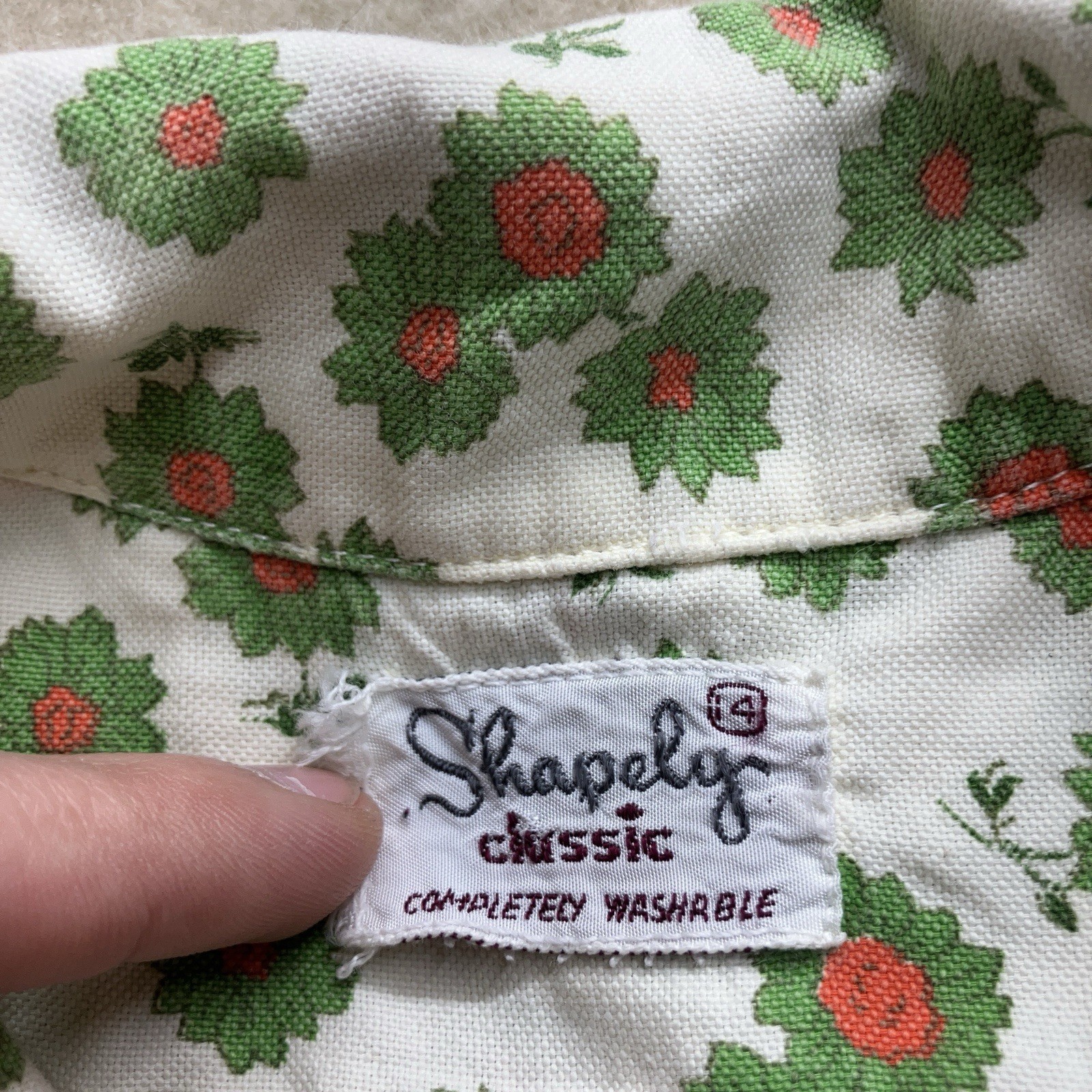 1960’s Shapely Classic Sunflower Floral Print Shirt Small 14