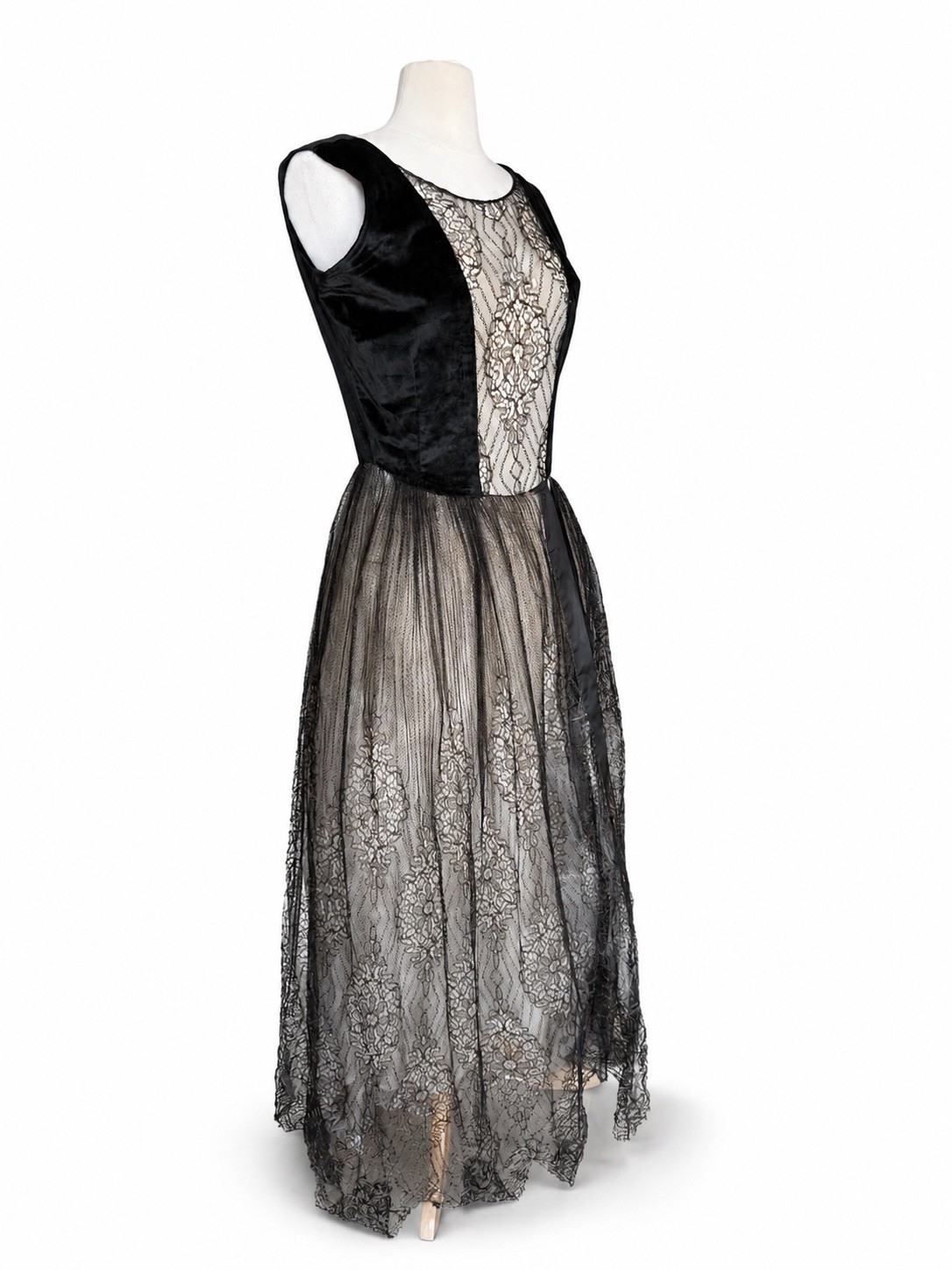 Vintage 1930s Hollywood Gown Black Velvet Antique Lace Dress Paramount Studios