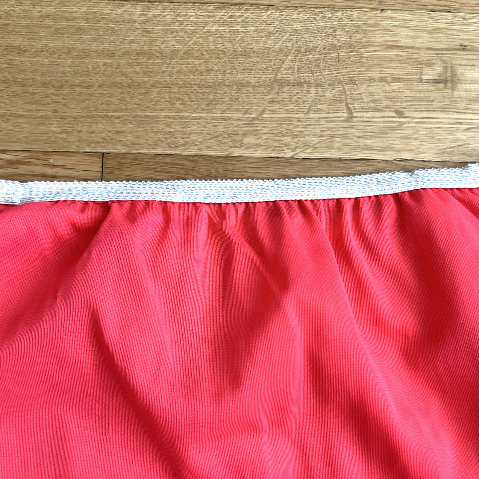 Vintage 90s Rococo Lingerie Coral Lace Nylon Slip Canada Women’s M