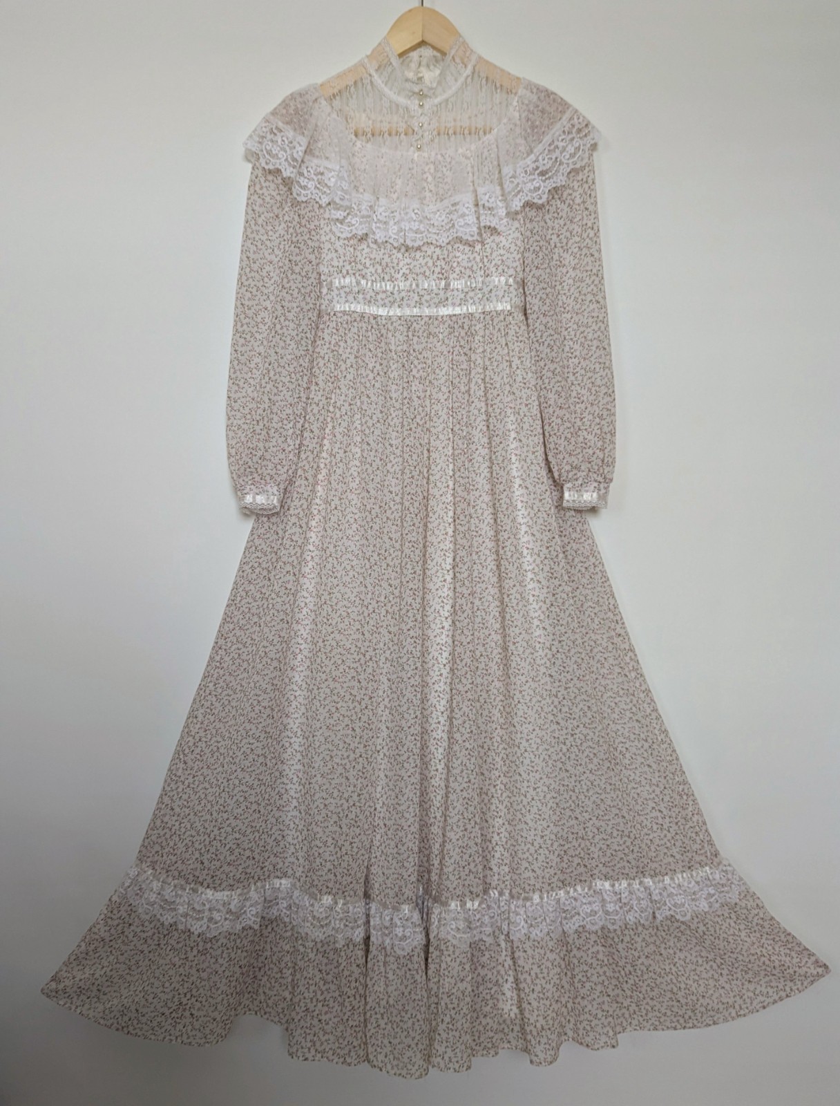 Gunne Sax by Jessica Vintage Victorian Prairie Maxi Dress Lace Ribbon Pearls