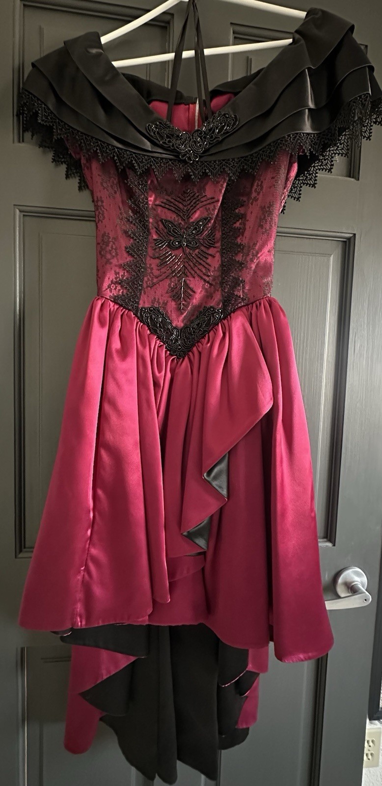 Gorgeous Vintage Burgundy & Black Evening Gown W/Hand Sewn Beading/Corset bodice