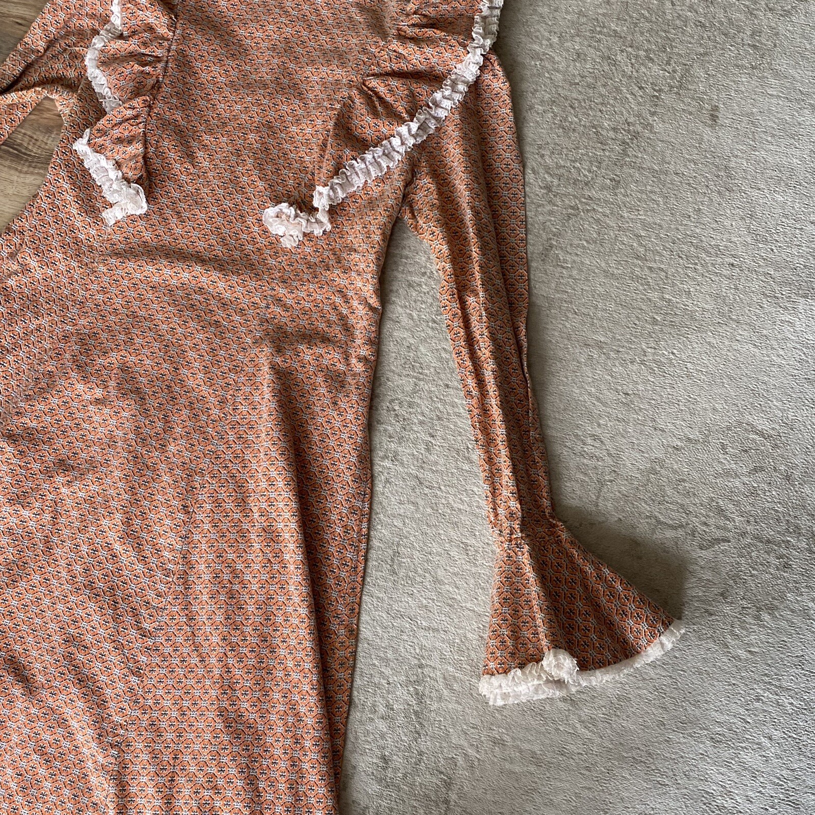 Vtg Vintage 1970s 70s Woodstock Cottage Prairie Boho Bell Sleeve Lace Sage Dress