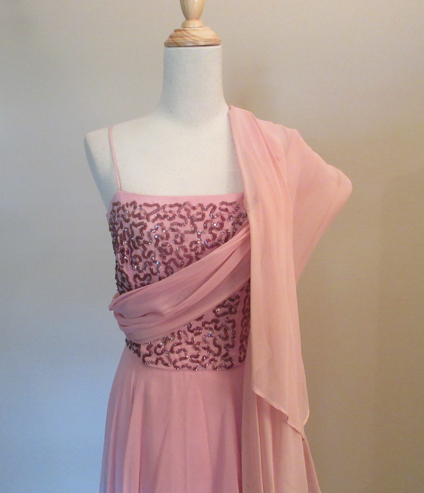 Vintage 1940s-50s Mauve Pink Chiffon Sequined Gown Dress w/Wrap