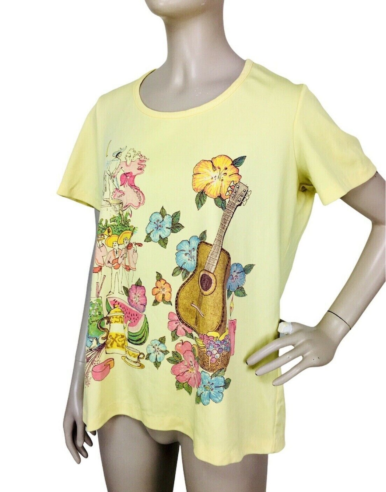 Vintage 70s Mexican Mariachi Band Flowers Dancing Music Summer Fruit Yellow Tee