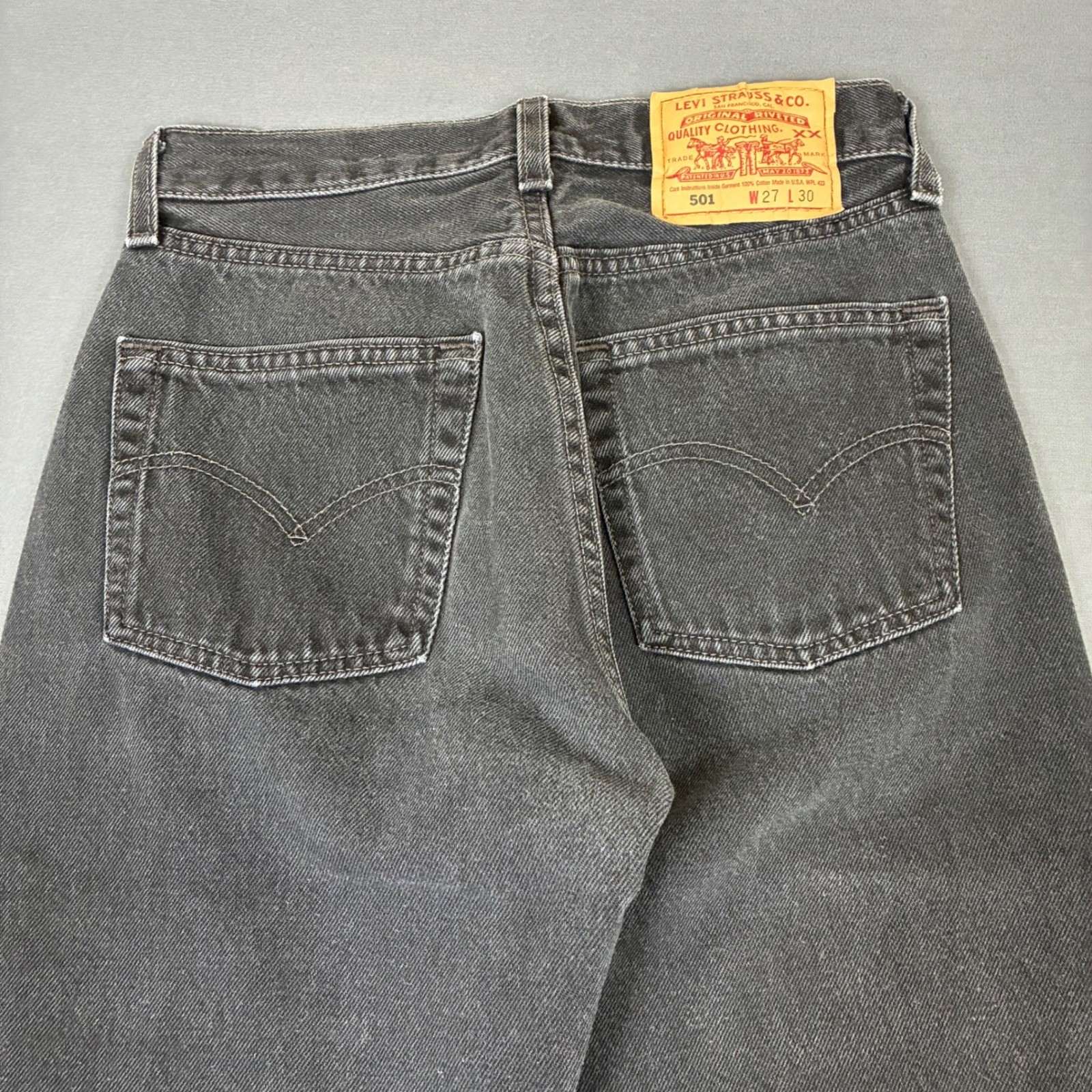Vintage Levi’s 501 Black Wash Denim Jeans Women’s Size 25×29 Made In USA