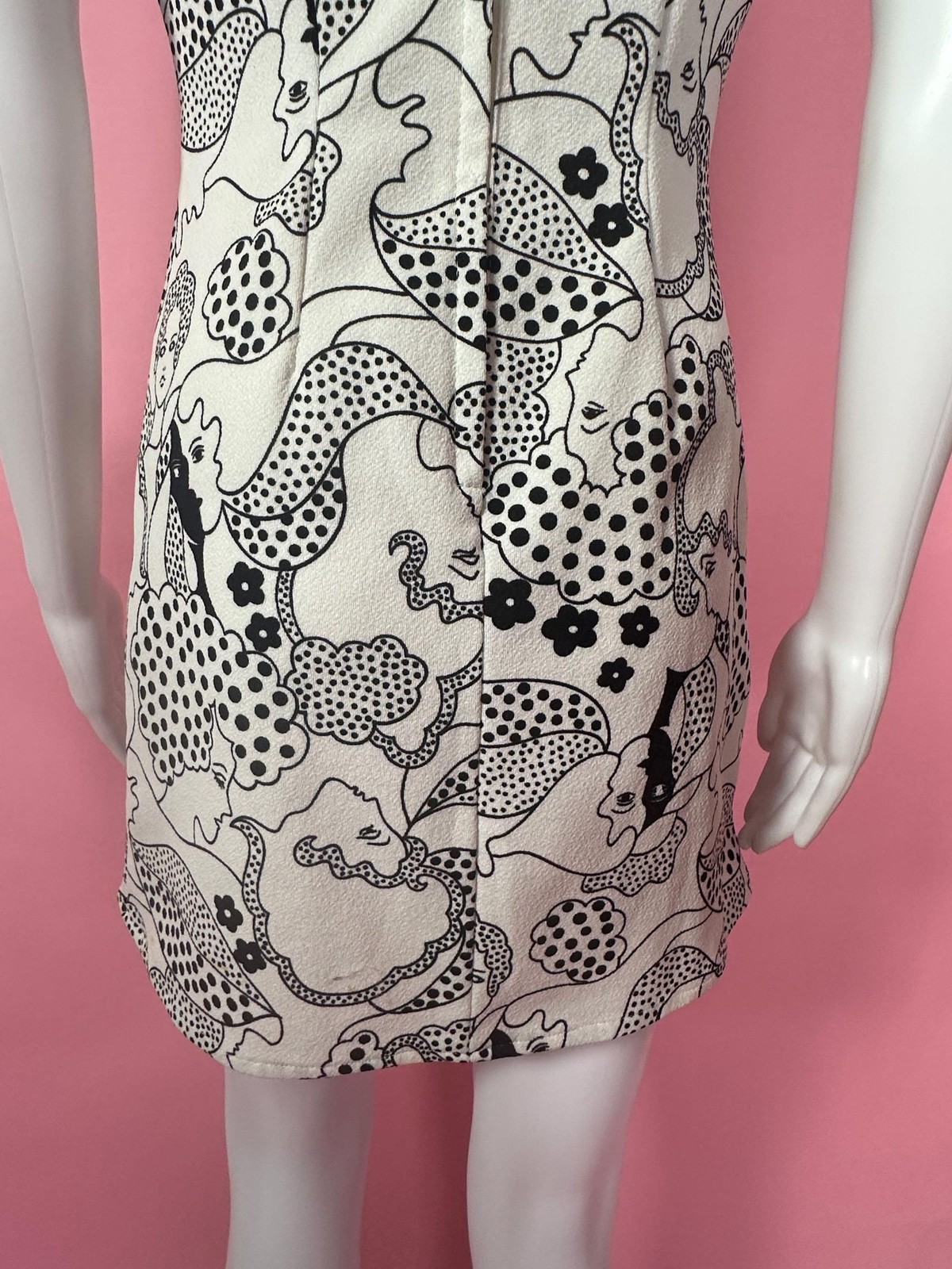 1960s MOD FACE Print SURREALIST OP Art Dot Whimsical Mini Dress. XS-S. AS IS