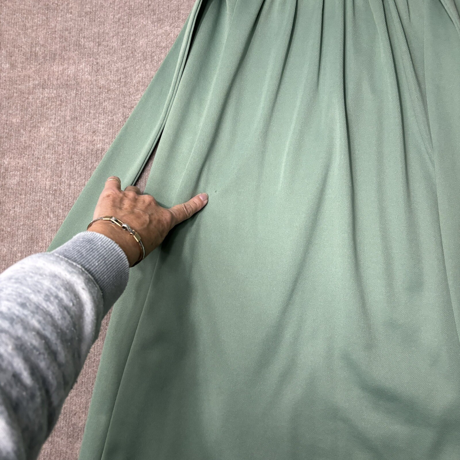Vintage 70s Dress Sz 7 Marilyn Monroe Embroidered Green Flutter Sleeve Tie Scarf