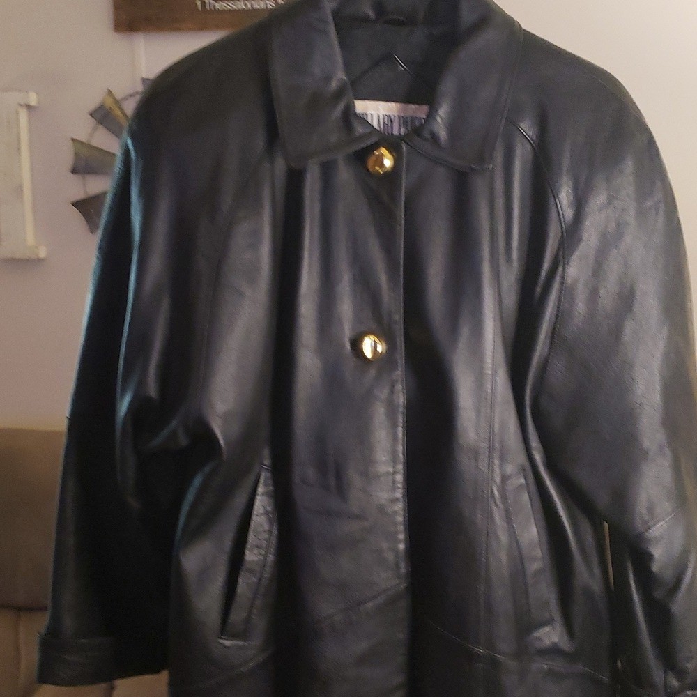Hillary Paige Vintage 80’s 90’s Leather Trench Coat Ladies Medium Petite