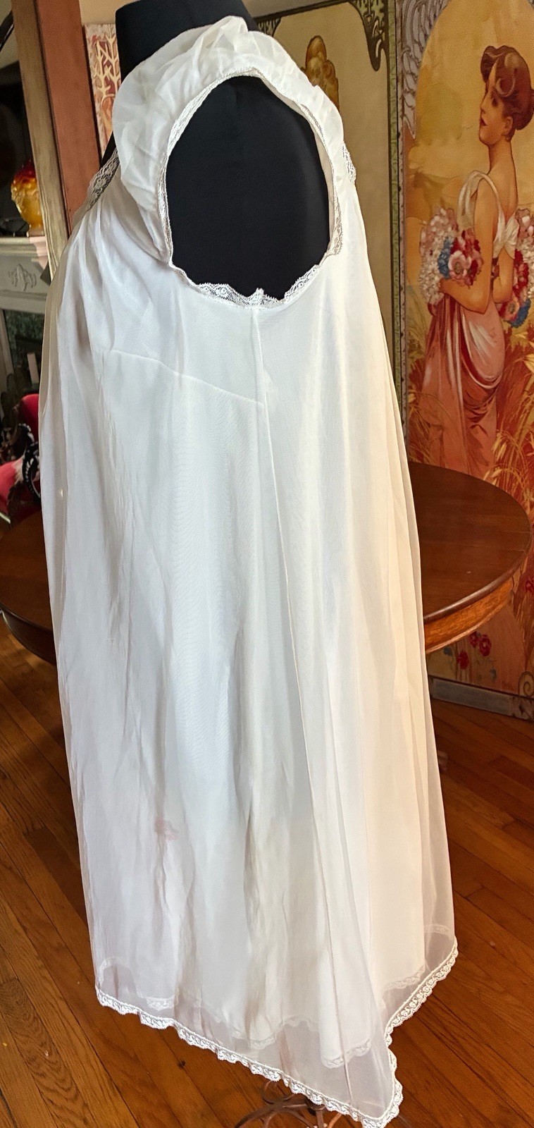Vintage White Laros Nylon Nightgown Flower Appliqués Size Med Cut # 125