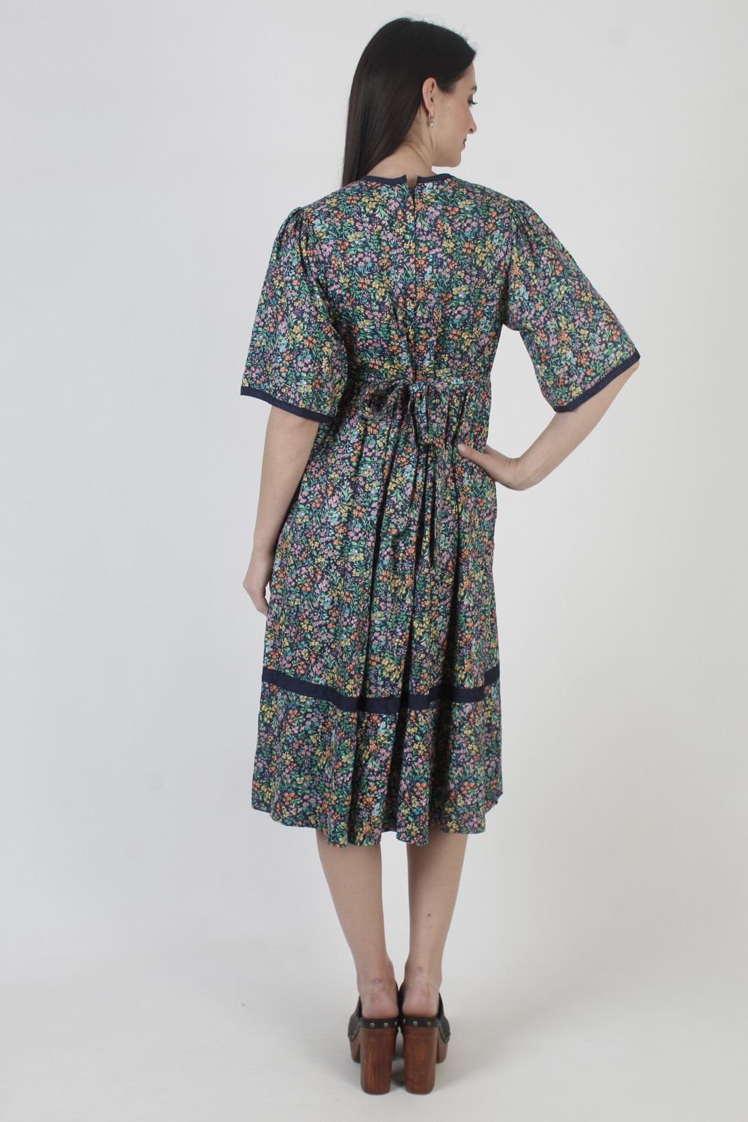 Vtg Calico Floral Sundress Knee Length Prairie Peasant Festival Boho Midi Dress