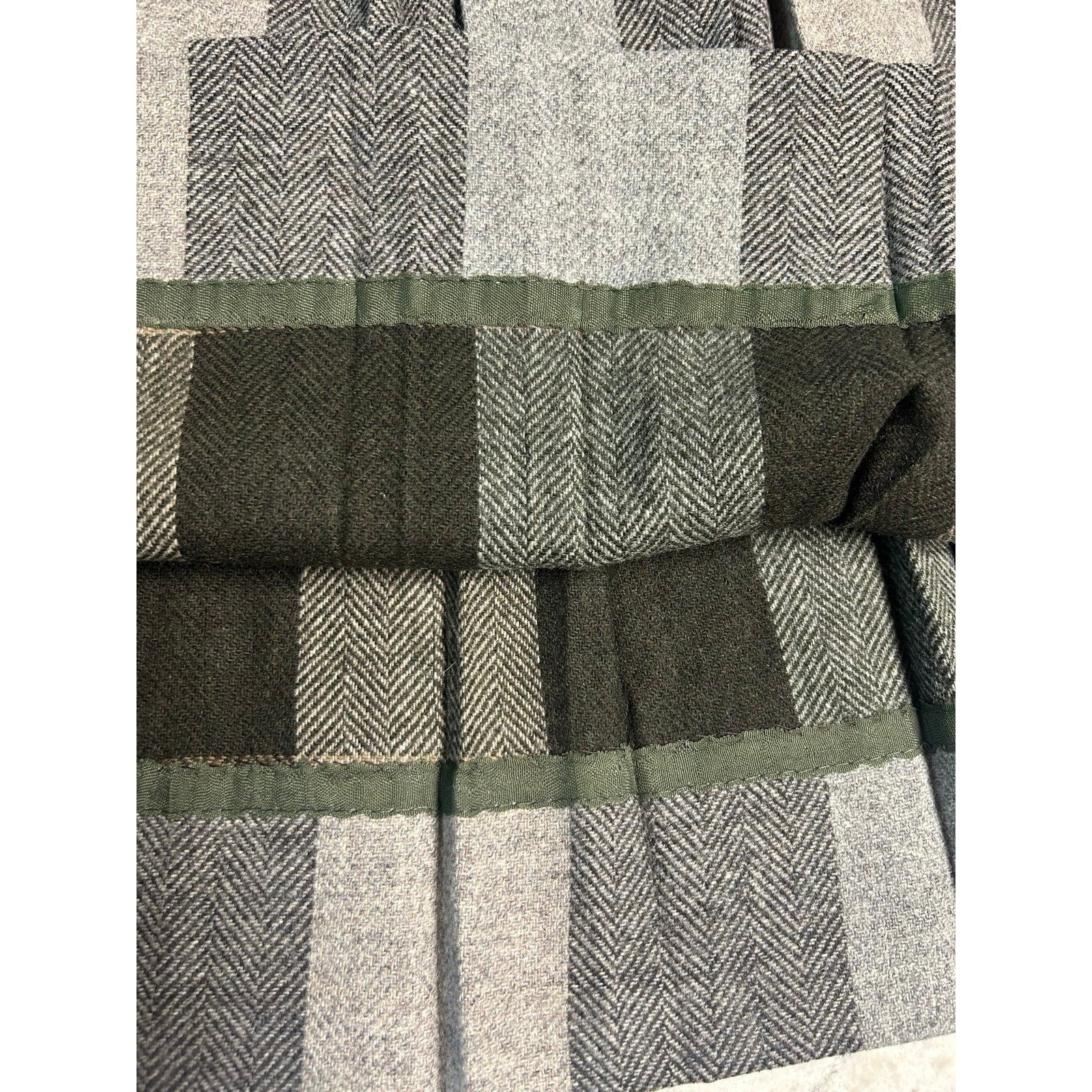 Vintage Century Of Boston All Wool Plaid Pleated Skirt Women’s Small Medium Red