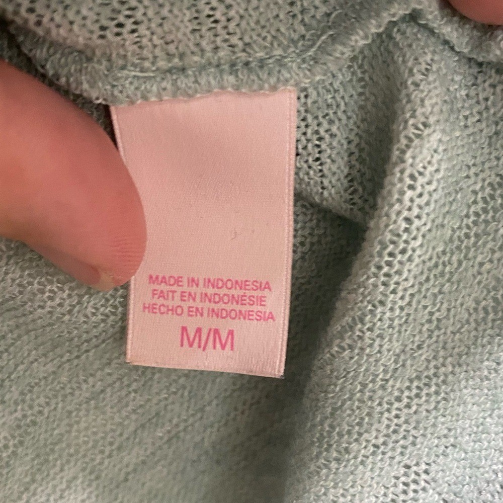 Light Mint Green Lightweight Victoria Secret Sweater size Medium EUC