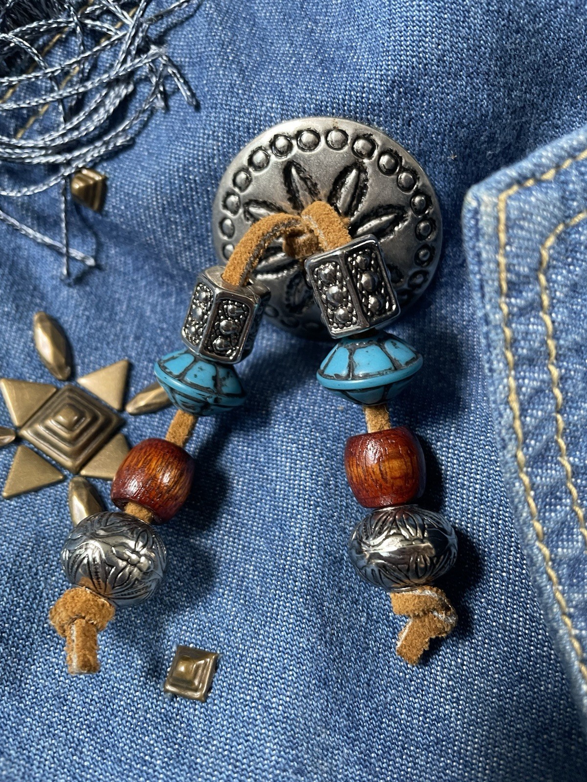Vintage Monique Women’s Fringe Beaded Jacket Western Denim Concho Cowgirl Size 6