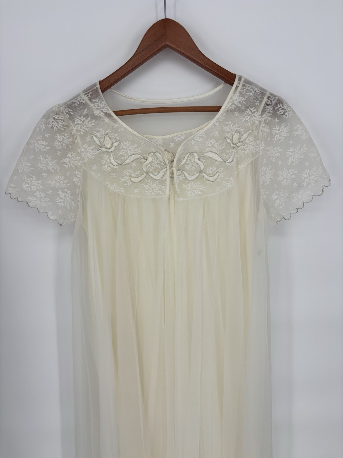 Vintage Ivory Nylon Tricot Nightgown Peignoir Set Lace Sheer Embroidered USA L