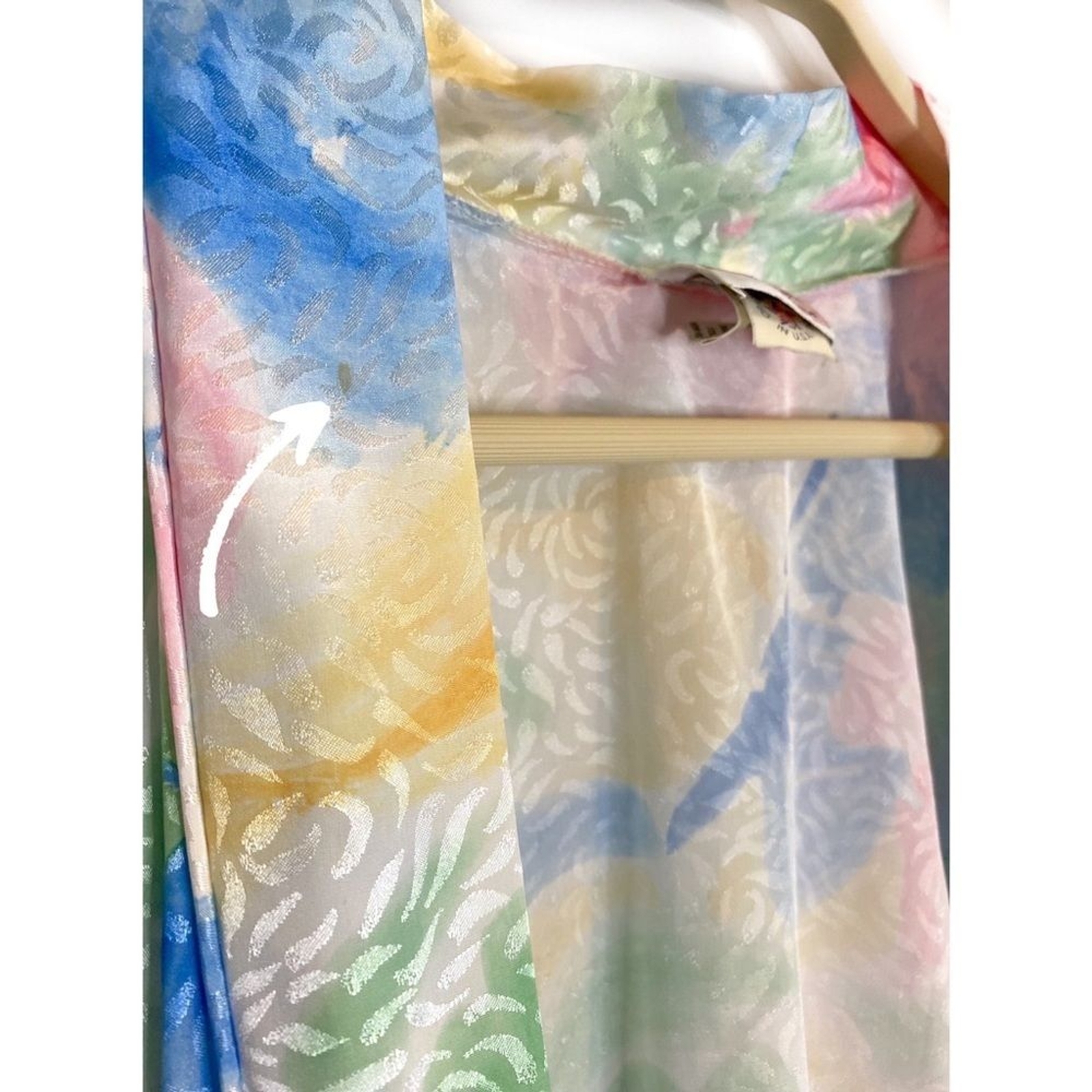 Vintage Womens Robe M Pastel Swiftie Floral Shimmer Watercolor Romantic Kimono