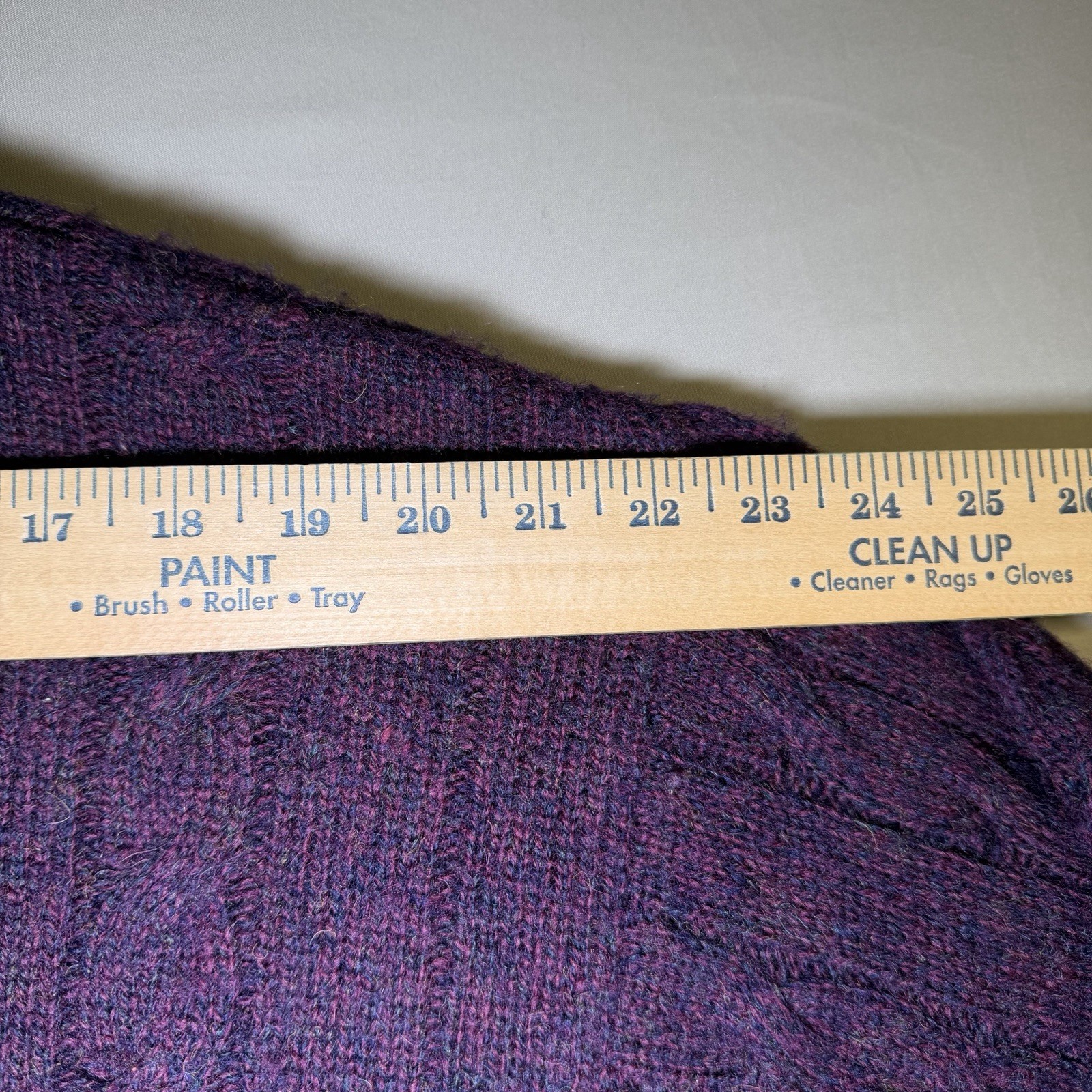 Vintage Eddie Bauer Since 1920 100% New Wool Shetland Med Plum Pullover Sweater