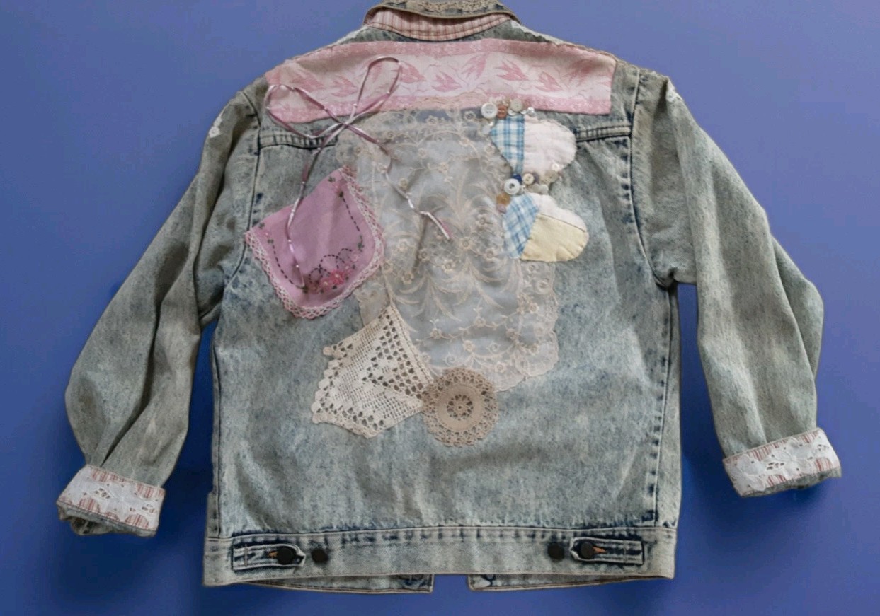 VTG Denim & Old Lace Embellished Jacket Embroidery Boho Chic Cottagecore M-L