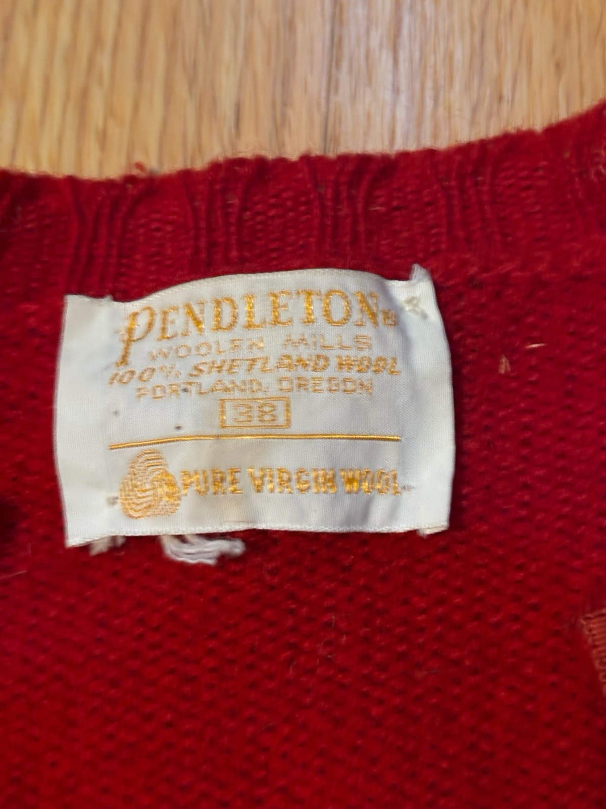 Vintage Pendleton Women’s Cardigan Size Small (38) Red Grandmacore 100% Wool