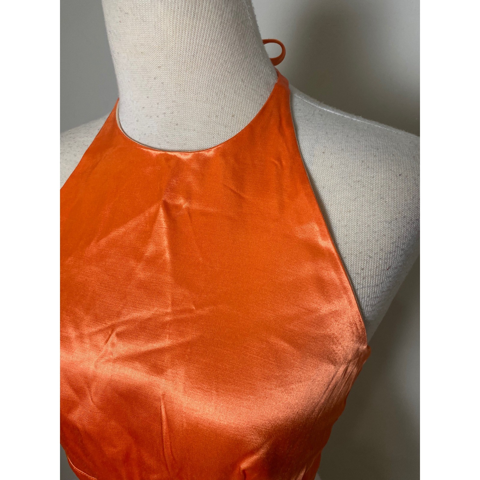Vintage R Company Orange Satin Halter Crop Top 90s Y2K Backless Clubwear Party M