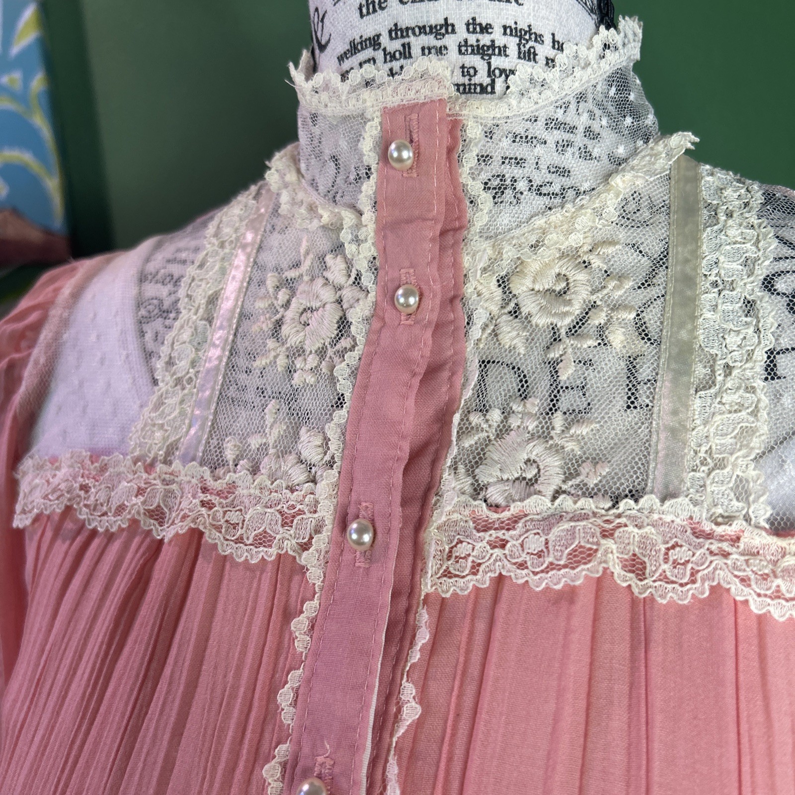 1970s Gunne Sax Pink Prarie Dress Size XS 10 Victorian Revival Country Western
