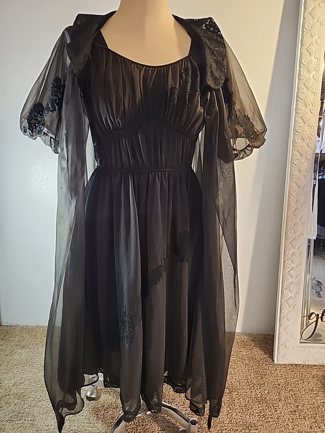 Shadowline Vtg 60’s Rare 2pc Chiffon Sexy 4 Layer Black Nylon Gown & Robe Set