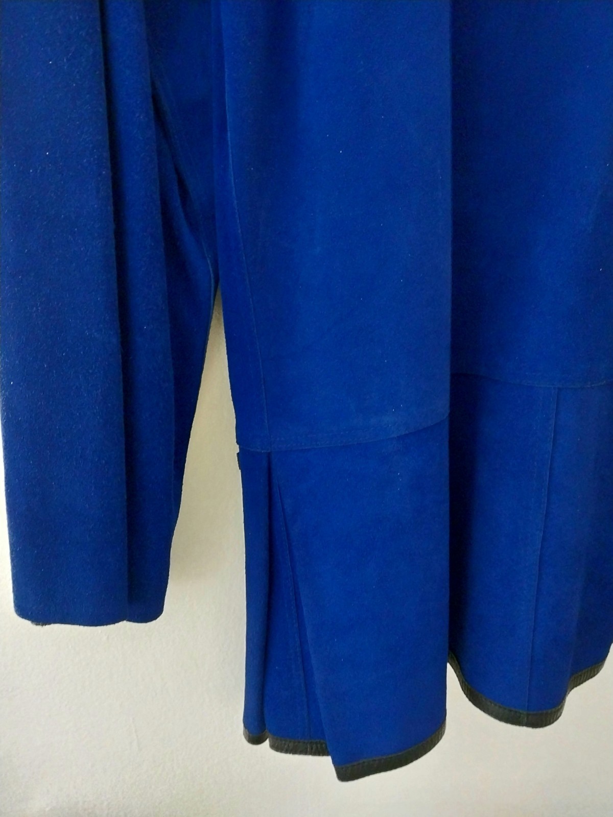 Jean Muir London Vtg 80’s Leather Suede Electric Blue W/ Black Trim Sz8 Jacket