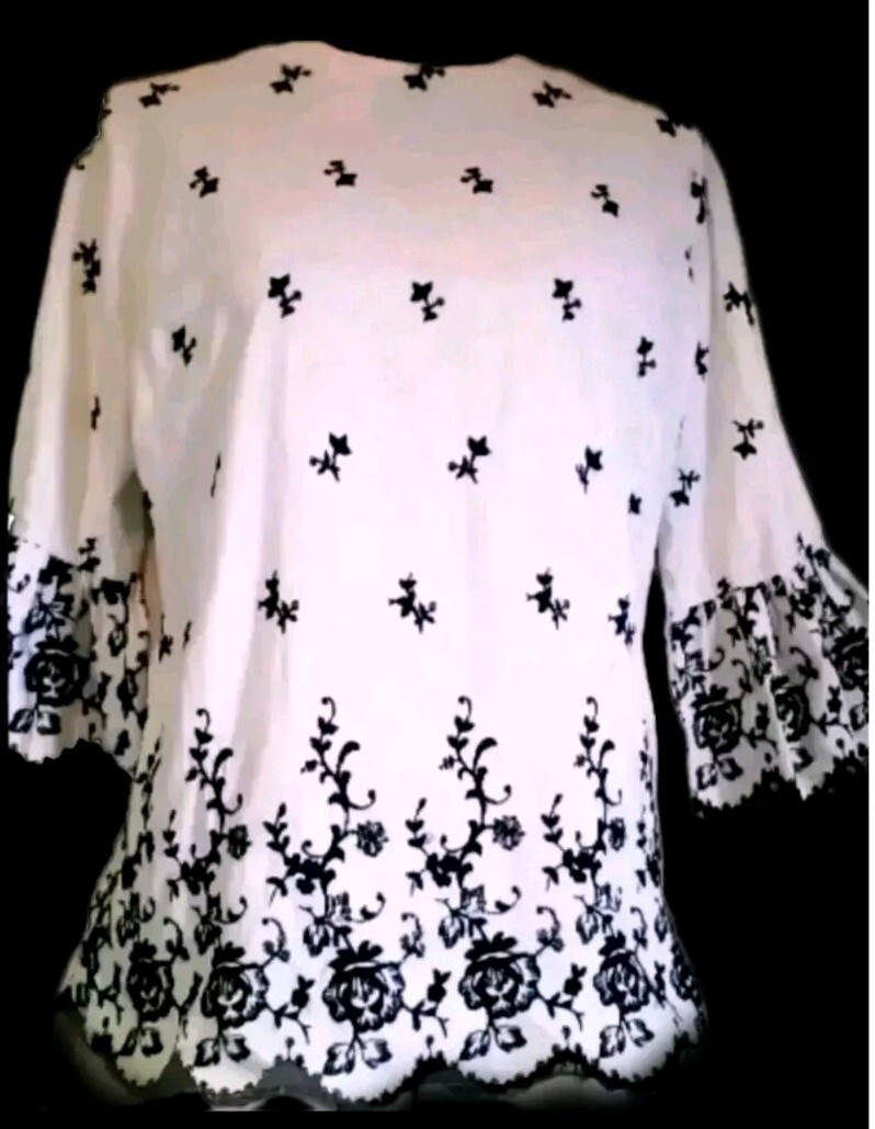 VTG 60s Embroidered Black White Crisp Cotton Blouse w Bell Cuff Frilly Sleeves M