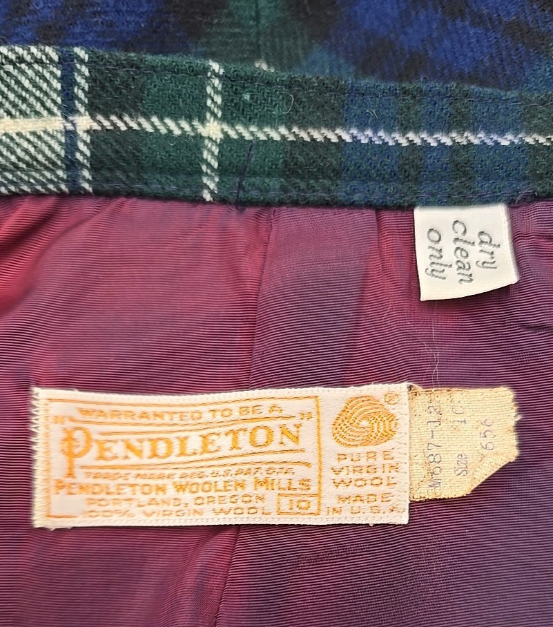 1960’s Vtg PENDLETON Wool PLAID A-LINE Dark Academia Preppy Casual Chic SKIRT-10