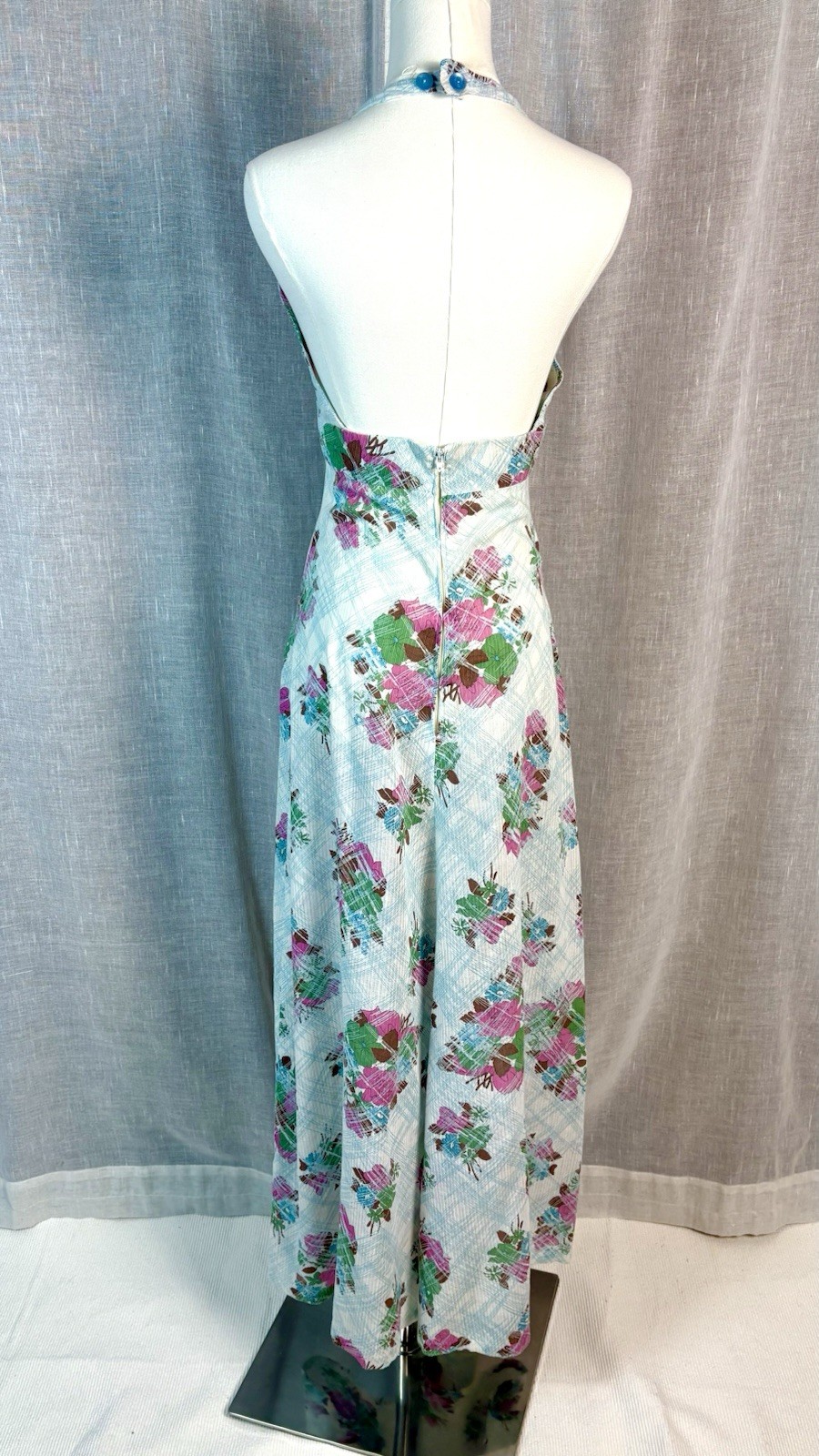 Vintage 70’s White Halter Maxi Dress Floral Backless Boho Hippie Size XS Small