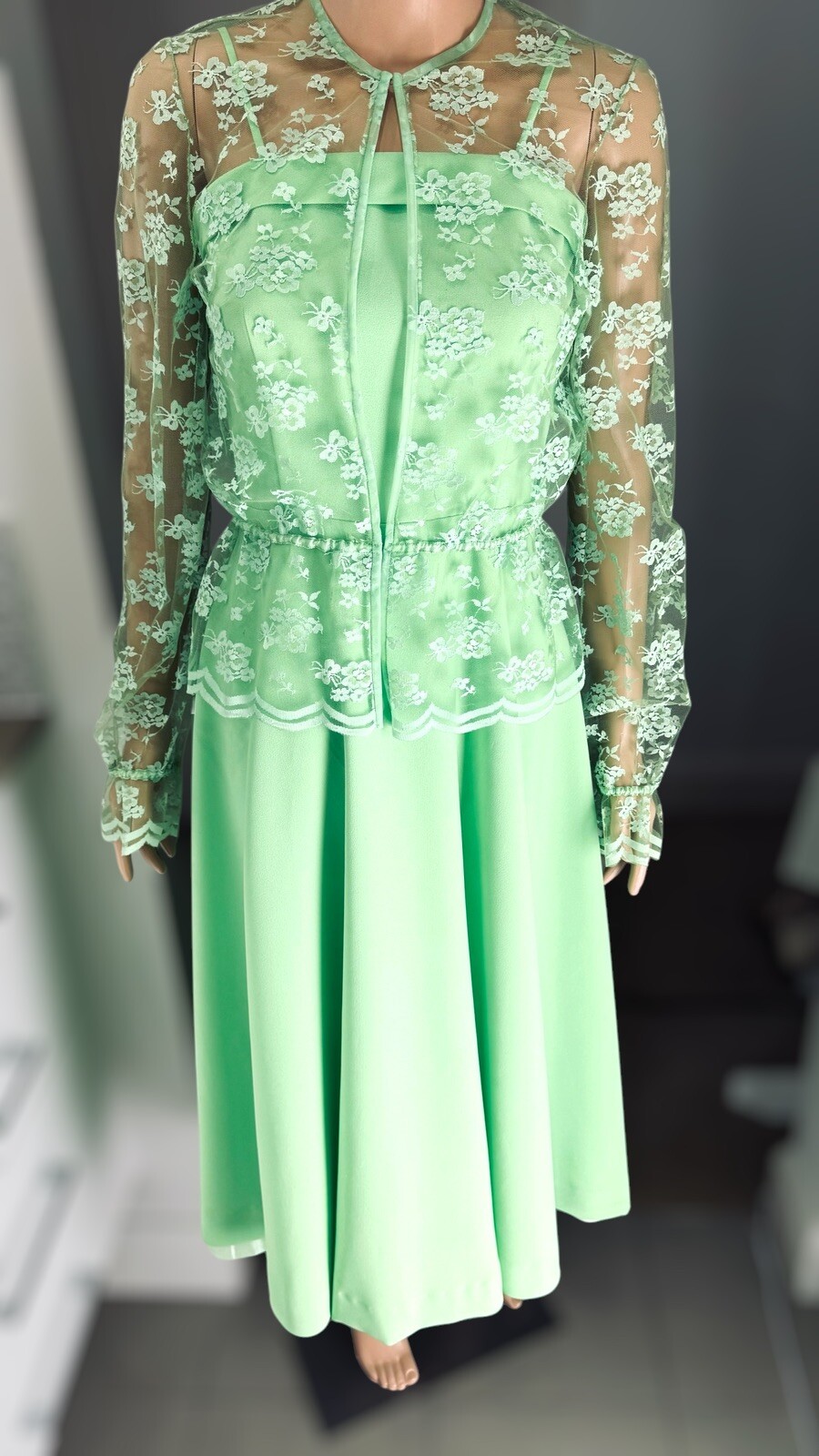 Vintage 3-Piece Dress Set – Elegant & Versatile Size S. Perfect Condition.