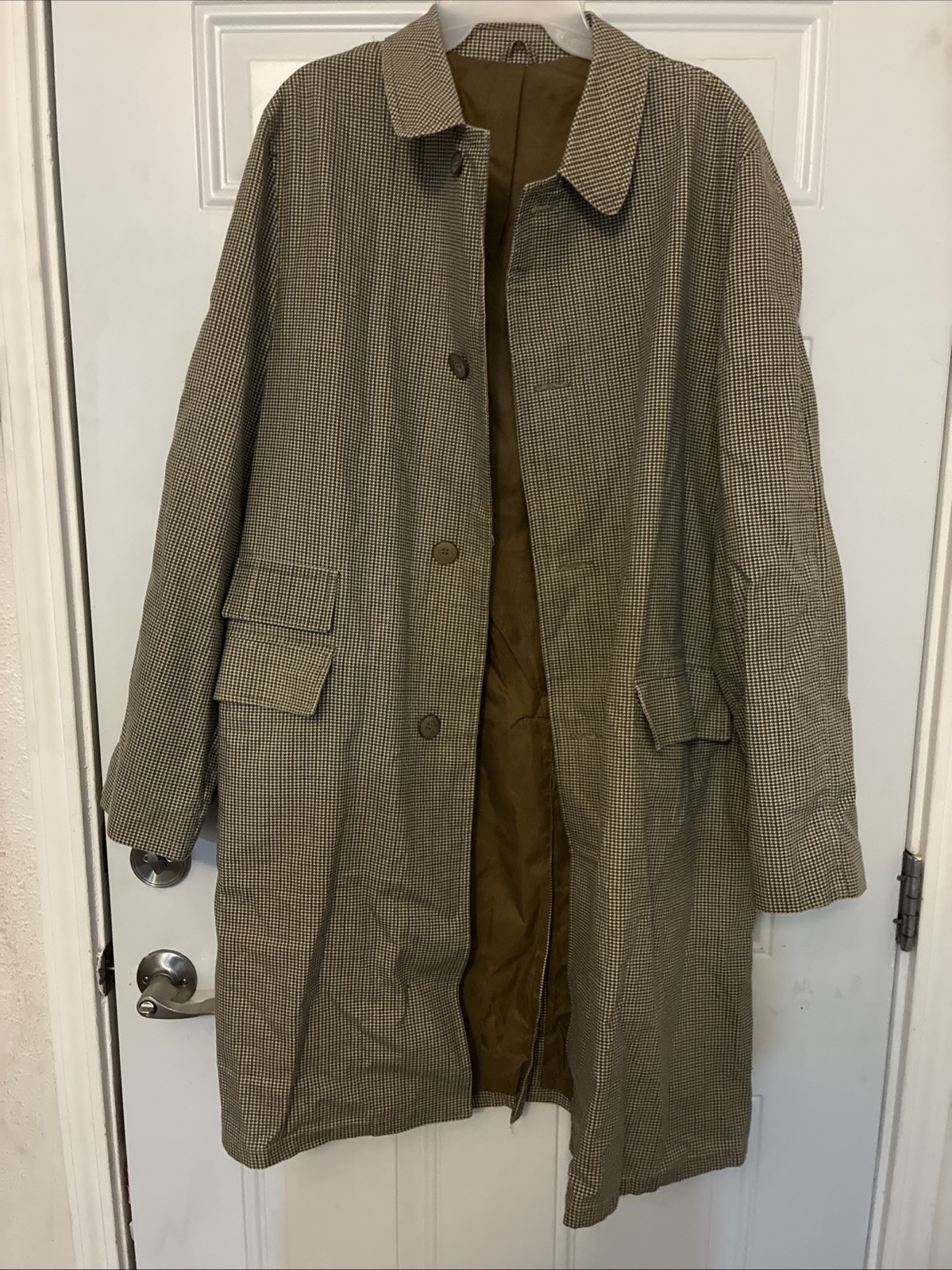 Vintage Plaid Mid Length Trench Coat Tan And Cream 42L NPC Permanent Press