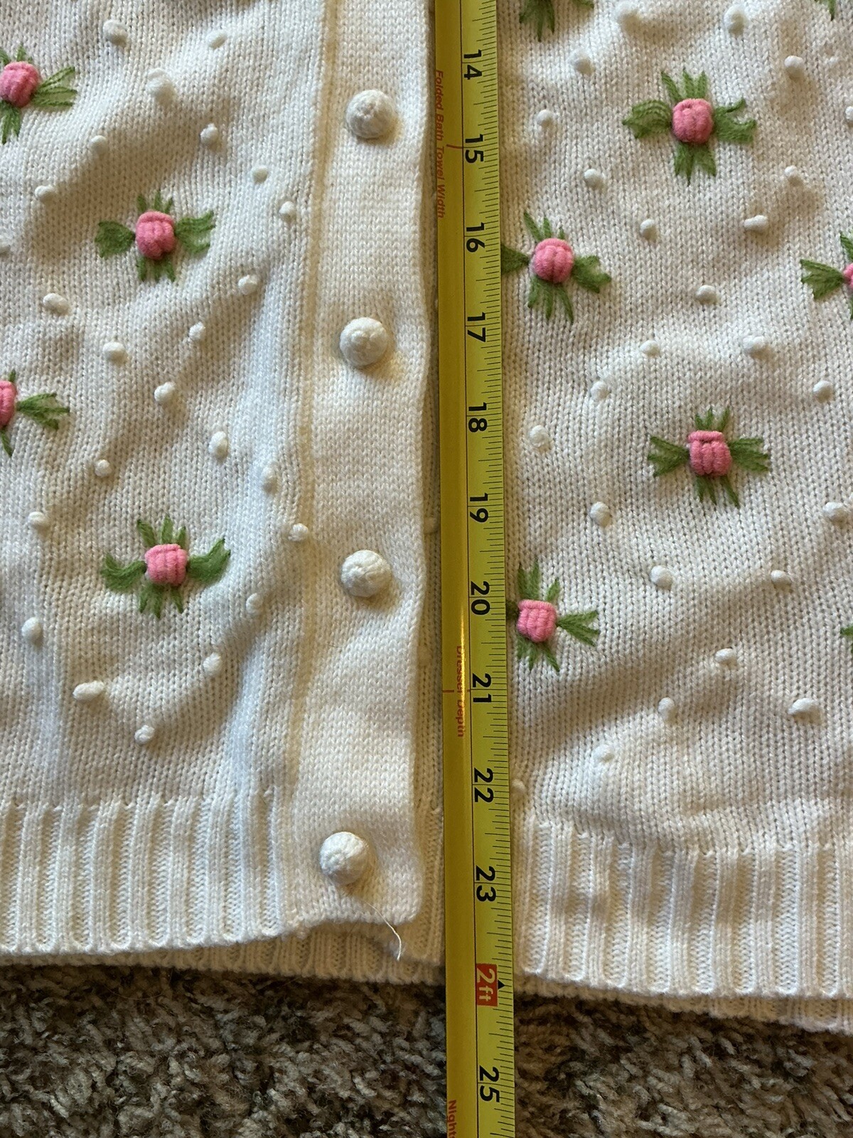 Vintage Kingsley Cardigan Sweater Medium VGUC White Floral Design